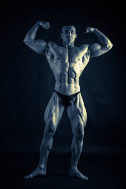 vücut geliştirmeci siyah