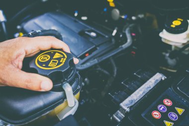 Arabanın motoru teknik onay