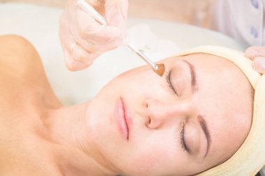 Spa salonu arka planında kozmetoloji