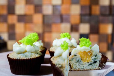 ıspanak ile muffins