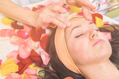 insanlar, güzellik, spa, kozmetik ve cilt bakım kavramı