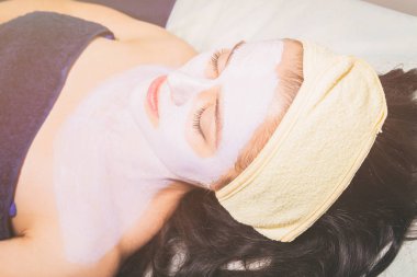 Yüz için kozmetik prosedürler