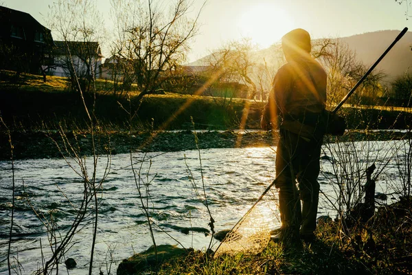 Angeln auf dem Fluss — Stockfoto