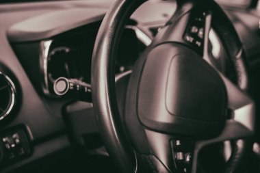 Direksiyon simidi tamam mı