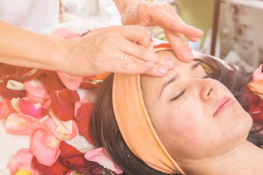 insanlar, güzellik, spa, kozmetik ve cilt bakım kavramı