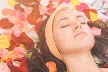 insanlar, güzellik, spa, kozmetik ve cilt bakım kavramı