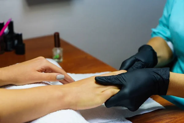 Procedures voor nagels in de spa — Stockfoto