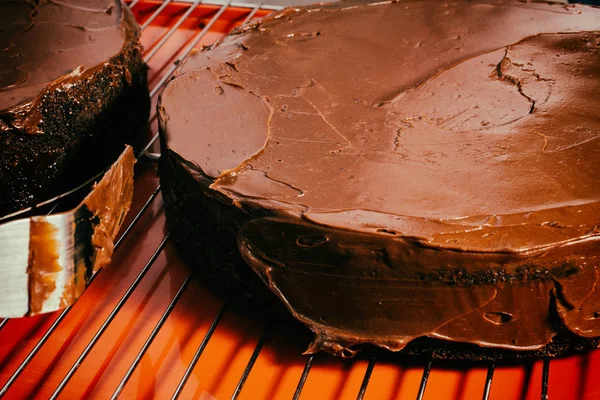 Kochen eines Schokoladenkuchens — Stockfoto