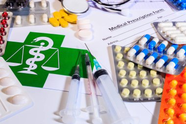 tıbbi cihazlar: tabletler, boş, stetoskop