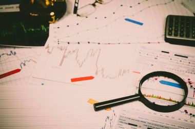 Finansal analizi ve grafikler. Arka plan üzerinde forex ve stok ma