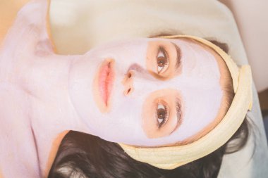 Yüz için kozmetik prosedürler