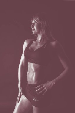 Bir spor rakam ile kız