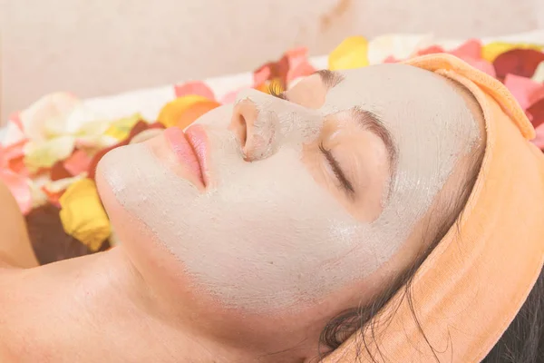 Procedimientos cosméticos para la cara — Foto de Stock