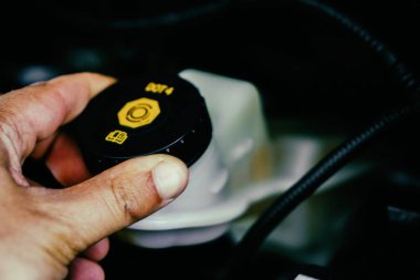 Arabanın motoru teknik onay