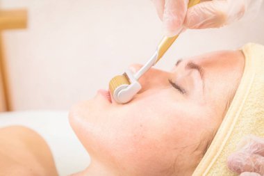 insanlar, güzellik, spa, kozmetik ve cilt bakım kavramı