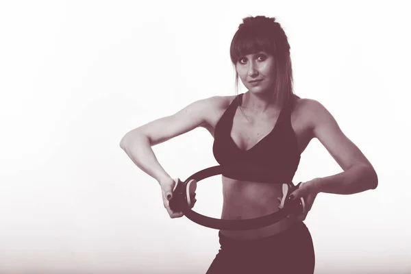 Luvas de boxe menina em um fundo preto — Fotografia de Stock