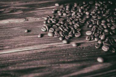 Tablo arka plan üzerinde kahve çekirdekleri