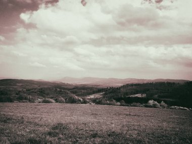 Muhteşem doğa, güzel ormanları ve çayırlar