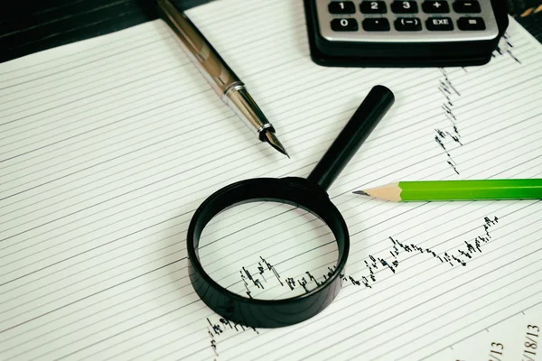 Wykresy finansowe, analiza rynku — Zdjęcie stockowe