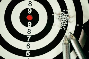 Pnömatik silah, hedef ve madde işaretleri