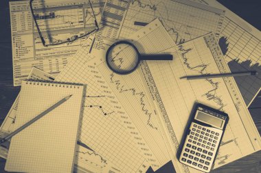 Finansal analizi ve grafikler. Arka plan üzerinde forex ve stok ma