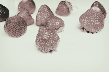 Beyaz güzel sulu çilek