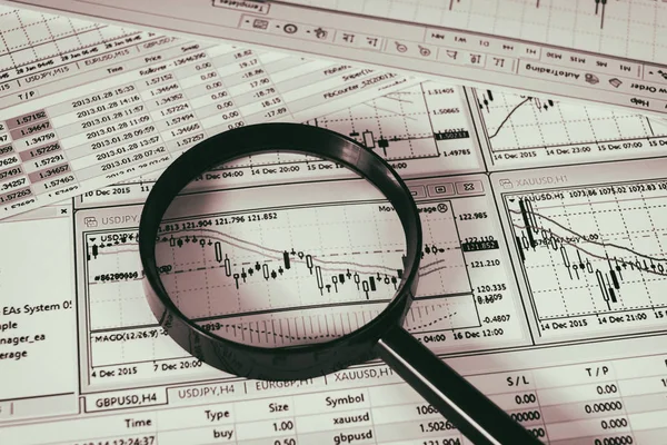 Vinnitsa, Ukrayna-25 Haziran 2017: Forex piyasasında analiz. 