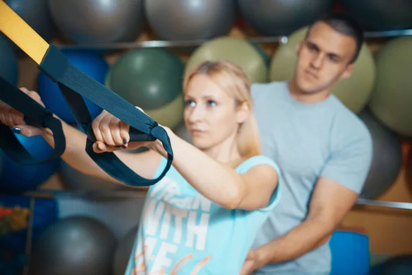 Personal training in the gym — Stock Photo, Image