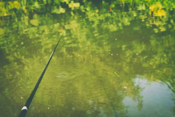 フロート釣り竿で釣り — ストック写真