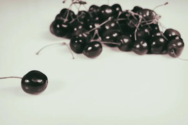 Beautiful, juicy organic cherry on a white background — Stock Photo, Image