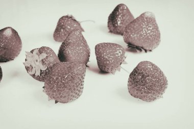 Beyaz güzel sulu çilek