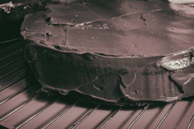 Çikolatalı pasta pişirme