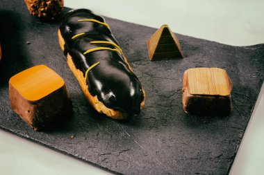 Şekerleme yemek. Pişirme kek ve hamur işleri