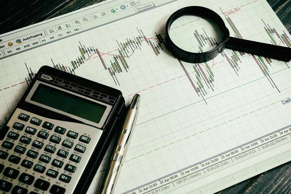 Grafici finanziari, analisi di mercato — Foto Stock