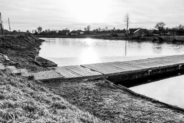 Pesca Alla Trota Sul Lago — Foto Stock