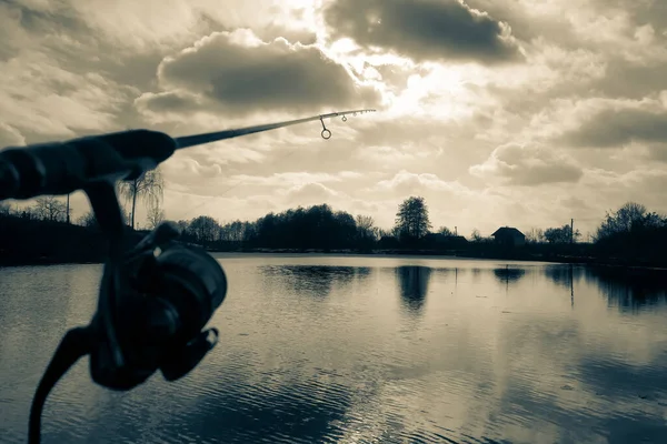 Hechtangeln Auf Dem See — Stockfoto