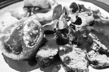 Tabakta dana filetosu