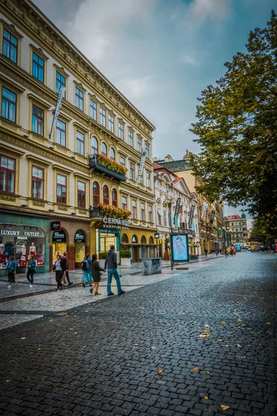 Ruas Bonitas Arquitetura Outono Praga — Fotografia de Stock