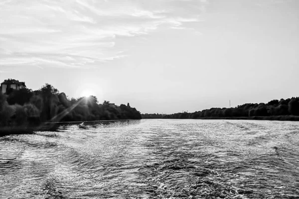 Bela Paisagem Fluvial Fundo Natureza — Fotografia de Stock