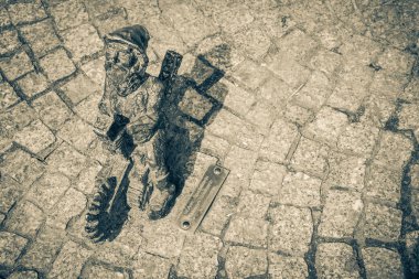 Wroclaw, Polonya - 15 Haziran 2019 Wroclaw Evleri ve Wroclaw şehrinin sokakları. Şehir manzarası