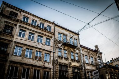 Lviv, Ukrayna - 23 Ocak 2019. Muhteşem kış Lviv mimarisi ve sokakları