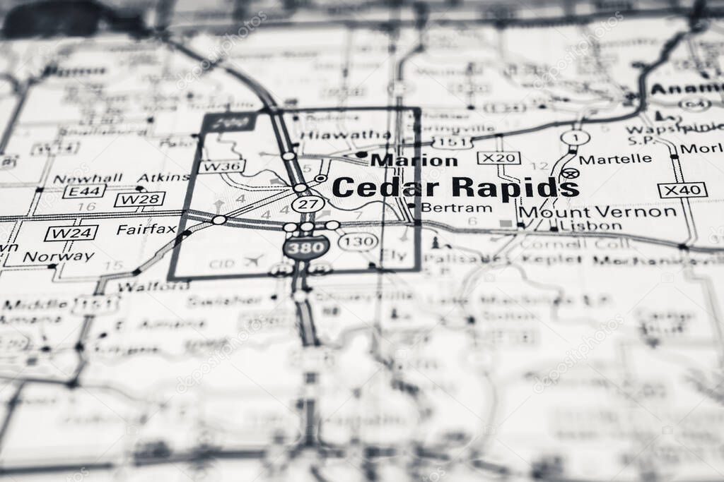 Cedar Rapids on USA travel map background