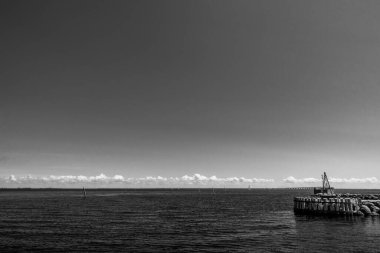 Yatları olan güzel Danimarka limanı