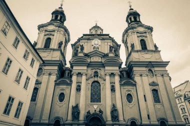 Güz Prag 'ın güzel sokakları ve mimarisi