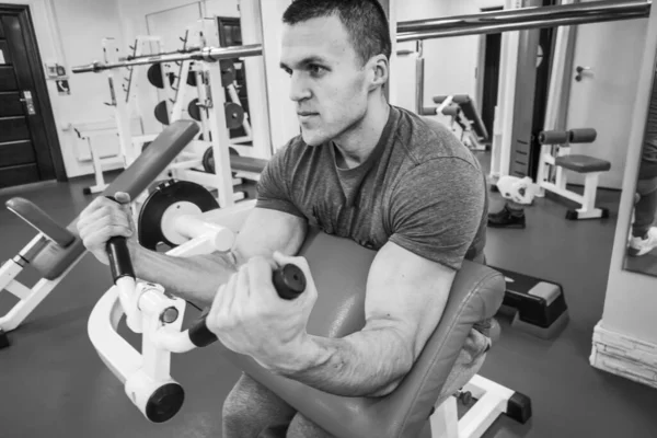 Man Går För Sport Gymmet — Stockfoto