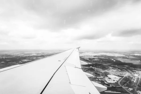 Vista Desde Ventana Del Avión Ala —  Fotos de Stock