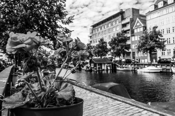 Copenhagen Denmark July 2019 Famous Christianshavn Colorful Buildings Boats Copenhagen — Stockfoto