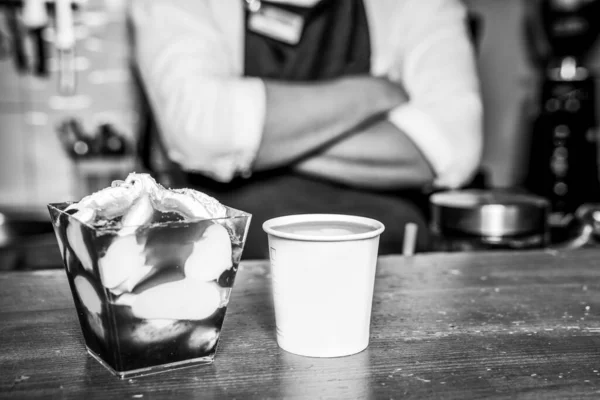 Coffe Sorvete Fundo Madeira — Fotografia de Stock