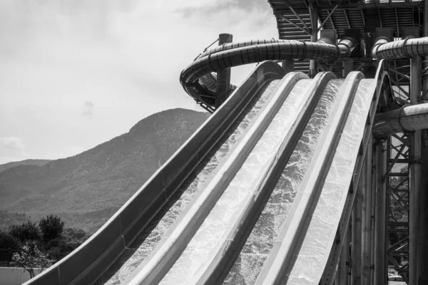 Glissières Eau Dans Parc Aquatique — Photo