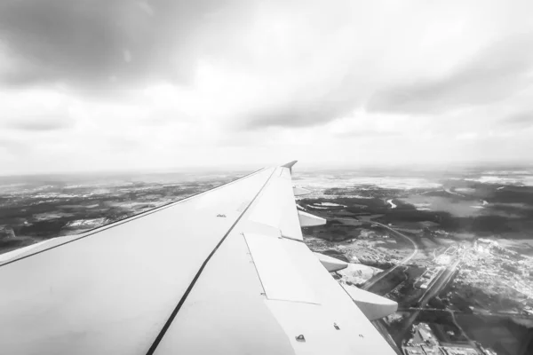 Blick Aus Dem Flugzeugfenster Flügel — Stockfoto